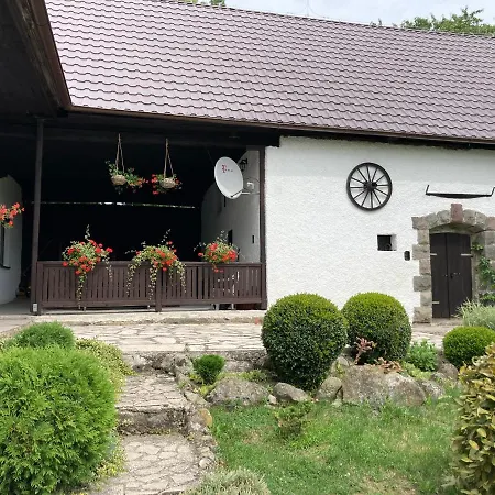 Holiday home Na Samote Pliesovce