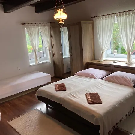 Holiday home Na Samote