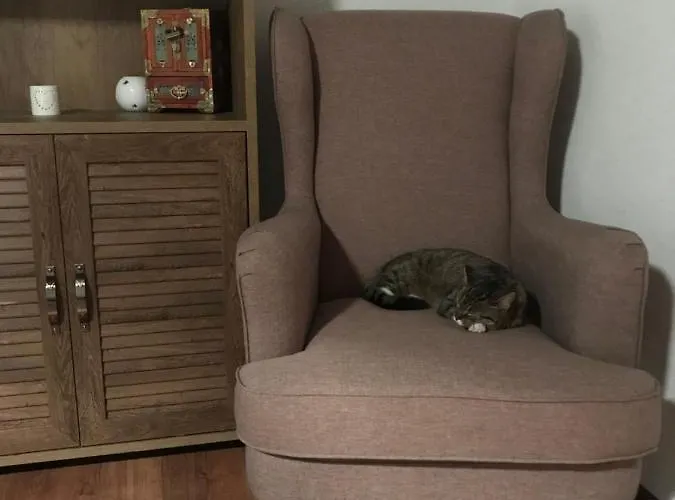 Nyaraló Na Samote *