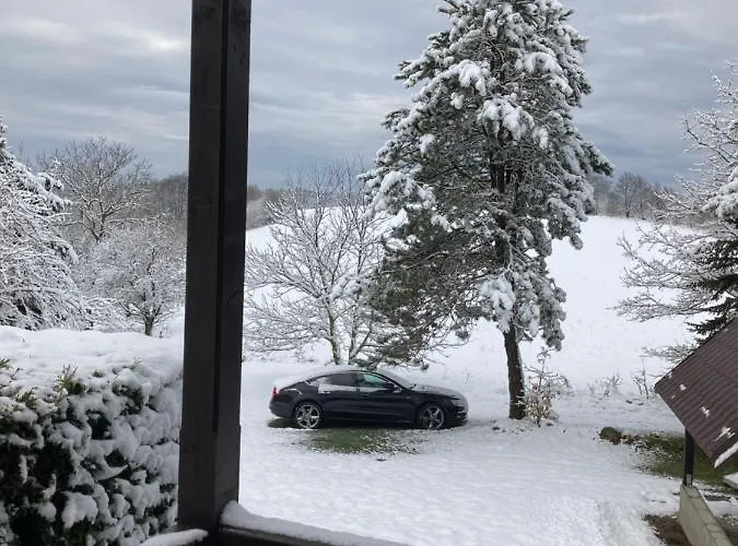 Na Samote Nyaraló *